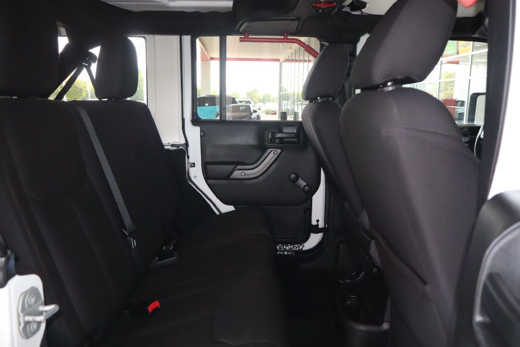 Used 2015 Jeep Wrangler Unlimited Sport w/ Connectivity Group AWD/4WD image 34