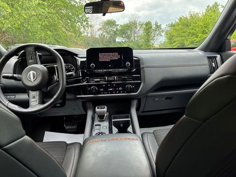 Used 2025 Nissan Pathfinder Rock Creek AWD/4WD image 24