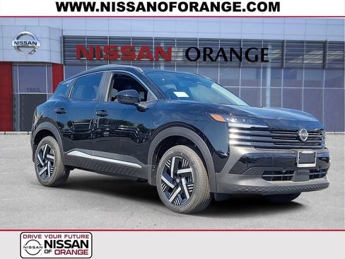 New 2026 Nissan Kicks SV w/ SV Premium Package FWD image 1
