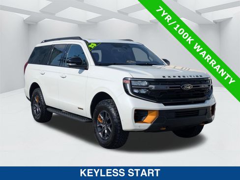 Certified 2025 Ford Expedition Tremor AWD/4WD image 3