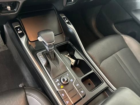 Used 2023 Kia Sorento S image 20