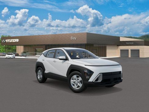 New 2026 Hyundai Kona SE image 2