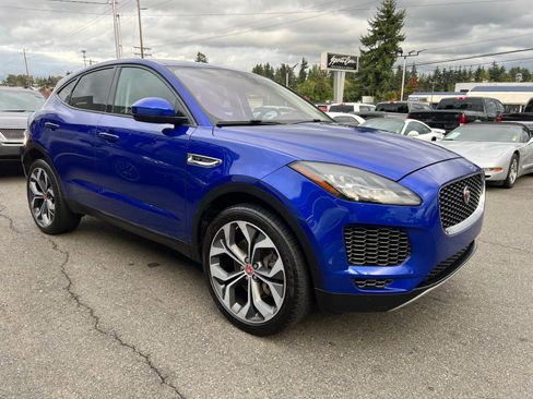 Used 2020 Jaguar E-PACE SE image 10