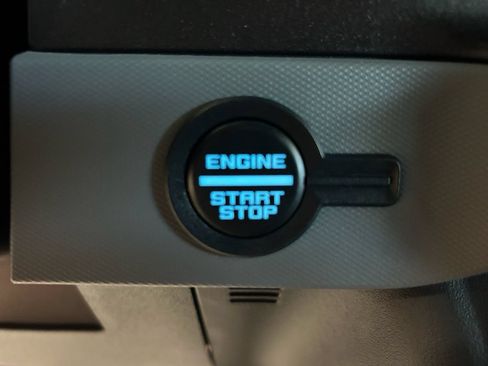Used 2022 Ford Bronco Black Diamond AWD/4WD image 14