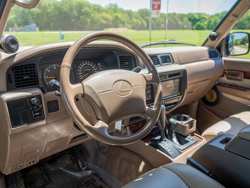 Used 1996 Lexus LX 450 4WD image 16