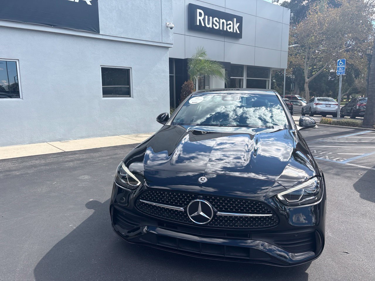 Used 2023 Mercedes-Benz C 300 4MATIC Sedan image 3