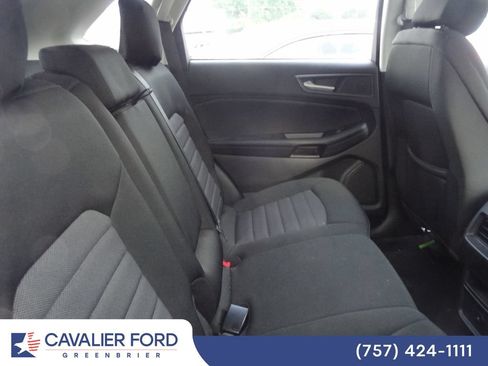 Used 2023 Ford Edge SE w/ Black Appearance Package AWD/4WD image 11