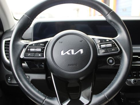 Used 2024 Kia Seltos S image 16