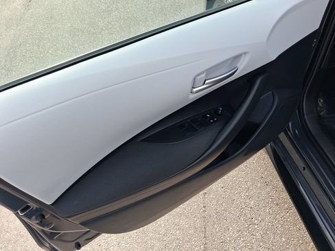 Used 2026 Toyota Corolla SE FWD image 15