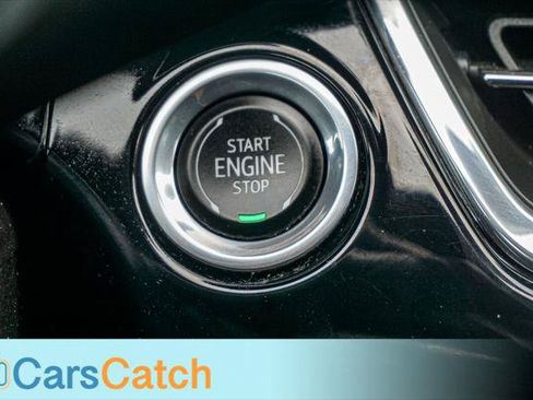 Used 2024 Chevrolet Trax RS w/ Driver Confidence Package FWD image 33