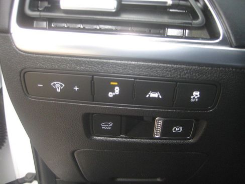 Used 2020 Hyundai Palisade Limited image 17