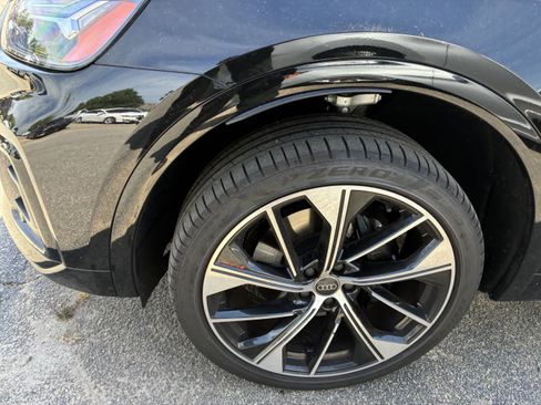 Used 2024 Audi SQ5 Premium Plus image 5
