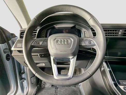 Used 2023 Audi Q8 Premium w/ Convenience Package AWD/4WD image 11