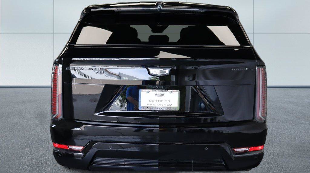 Certified 2025 Cadillac Escalade IQ Sport 2 w/ LPO, ONYX Package AWD/4WD image 19
