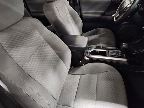 Used 2023 Toyota Tacoma SR5 w/ Technology Package image 34