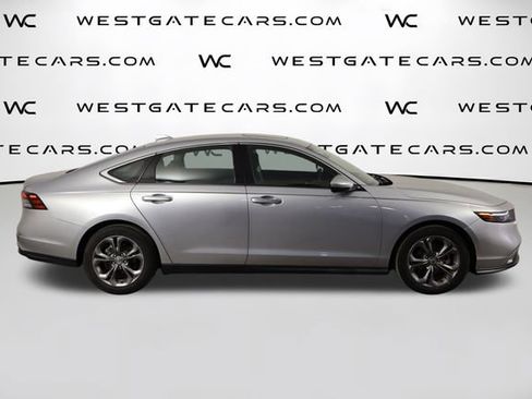 Used 2024 Honda Accord EX image 41