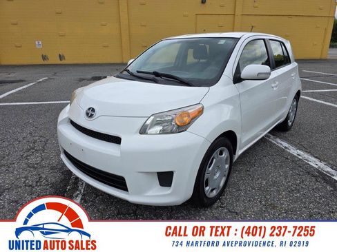 Used 2013 Scion xD FWD image 1