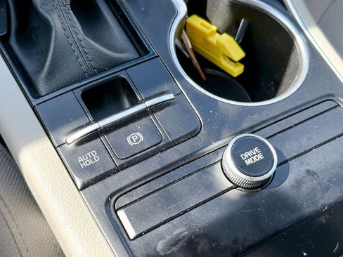 Used 2021 Kia K5 LXS image 25