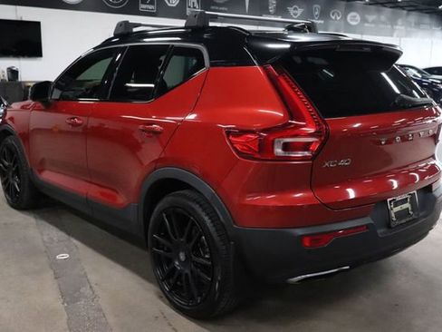 Used 2020 Volvo XC40 T5 R-Design w/ Protection Package Premier AWD/4WD image 3