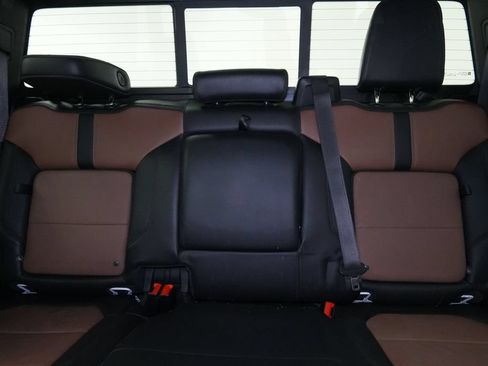 Used 2021 Chevrolet Silverado 1500 High Country w/ LPO, Dark Essentials Package AWD/4WD image 22