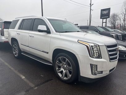 Used 2016 Cadillac Escalade Luxury