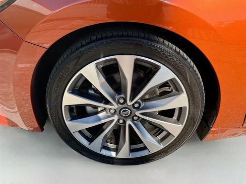 Used 2021 Nissan Maxima Platinum w/ Sport Mat Group image 34