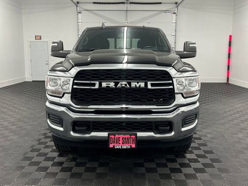 Used 2024 RAM 2500 Tradesman w/ Chrome Appearance Group image 5