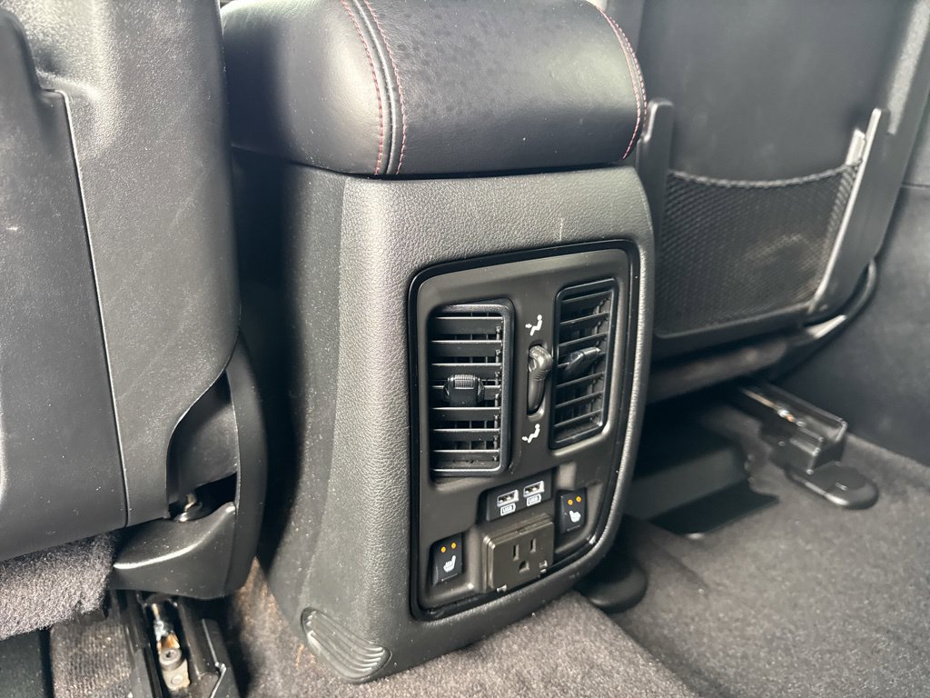 Used 2022 Dodge Durango R/T RWD image 28