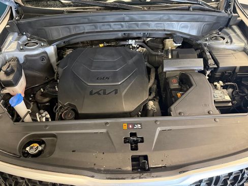 Used 2024 Kia Telluride LX AWD/4WD image 24