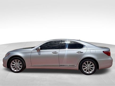 Used 2010 Lexus LS 460 AWD image 4