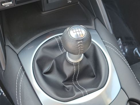 Used 2025 MAZDA MX-5 Miata RF Club RWD image 19