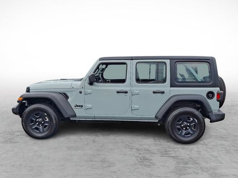 Used 2023 Jeep Wrangler Unlimited Sport AWD/4WD image 2