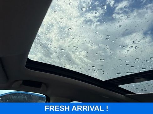 Used 2025 Acura MDX FWD image 11