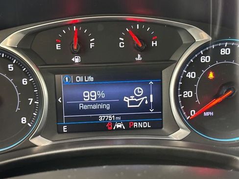 Used 2020 Chevrolet Equinox LT w/ Driver Convenience Package FWD image 18