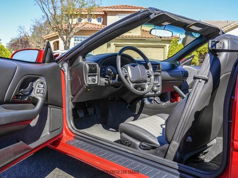 Used 2002 Chevrolet Camaro Z28 w/ SS Performance/Appearance Pkg RWD image 32