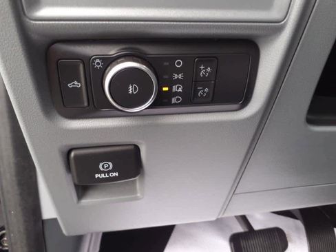 Used 2023 Ford F150 XLT AWD/4WD image 13