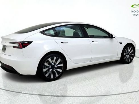 Used 2024 Tesla Model 3 Long Range RWD image 9