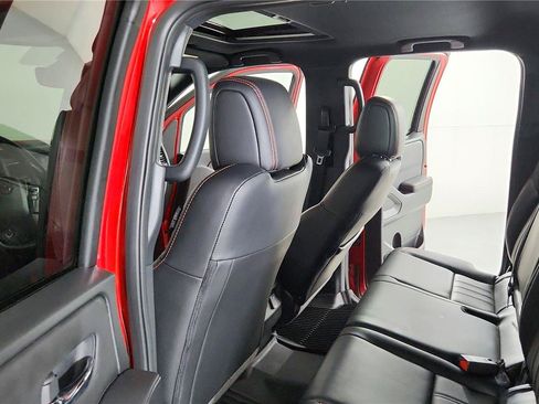 Used 2023 Nissan Frontier PRO-4X w/ Pro-4X Premium Package AWD/4WD image 25