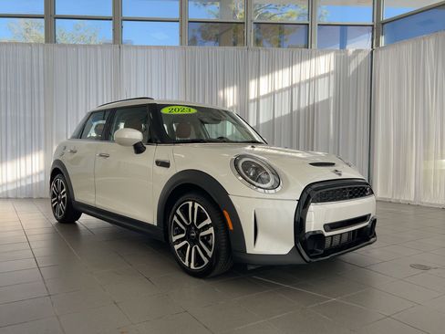 Used 2023 MINI Cooper S w/ Signature Upholstery Package image 7