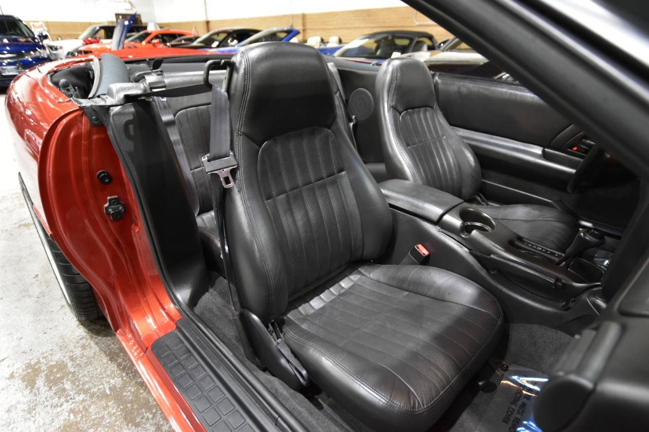 Used 2002 Chevrolet Camaro Z28 w/ SS Performance/Appearance Pkg RWD image 36