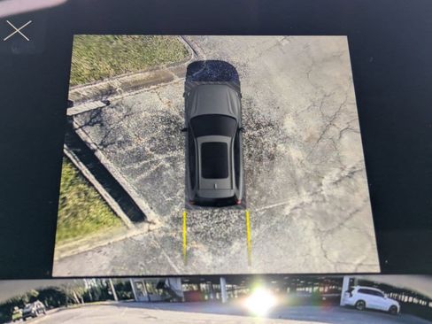 New 2026 Volvo XC60 B5 Plus w/ Protection Package Premier image 25