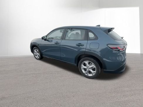 Used 2023 Honda HR-V LX image 6