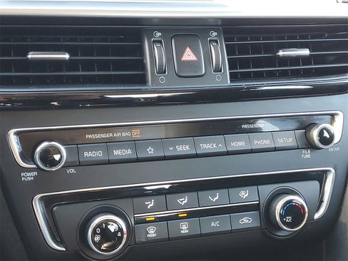 Used 2020 Kia Optima LX image 22