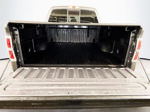Used 2013 Ford F150 Lariat w/ Lariat Chrome Pkg image 17