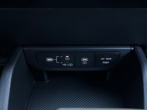 Used 2025 Kia K4 LXS image 26