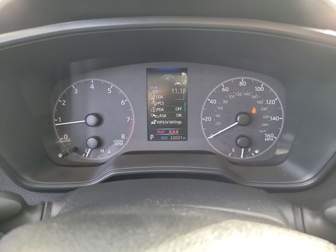 Certified 2023 Toyota Corolla LE image 30