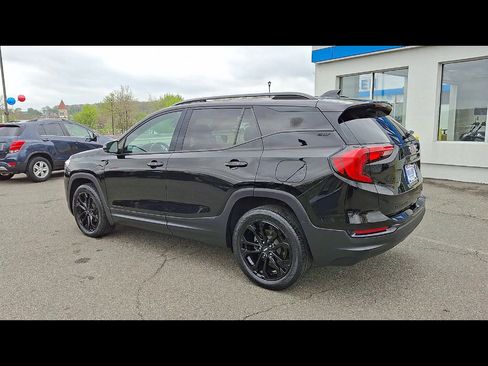 Certified 2020 GMC Terrain SLT w/ Elevation Edition AWD/4WD image 6