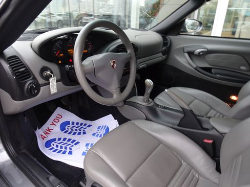 Used 2003 Porsche Boxster image 12