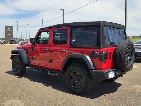 Used 2024 Jeep Wrangler Sport image 6