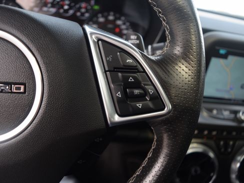 Used 2017 Chevrolet Camaro SS image 5